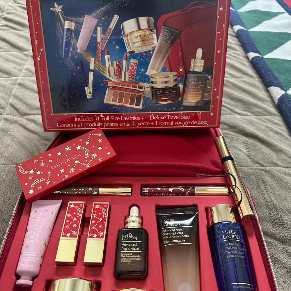 Estee Lauder Red and Gold Beauty Collection